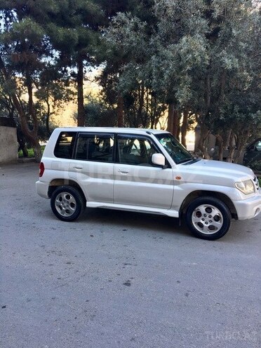 Mitsubishi Pajero io 2000, 196,000 km - 2.0 l - Bakı