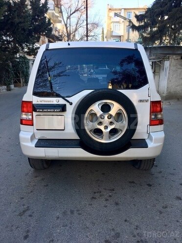 Mitsubishi Pajero io 2000, 196,000 km - 2.0 l - Bakı