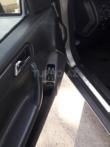Mercedes C 180 2003, 184,000 km - 1.8 l - Sumqayıt