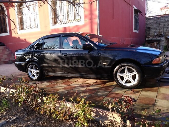 BMW 528 1998, 295,000 km - 2.8 л - Bakı