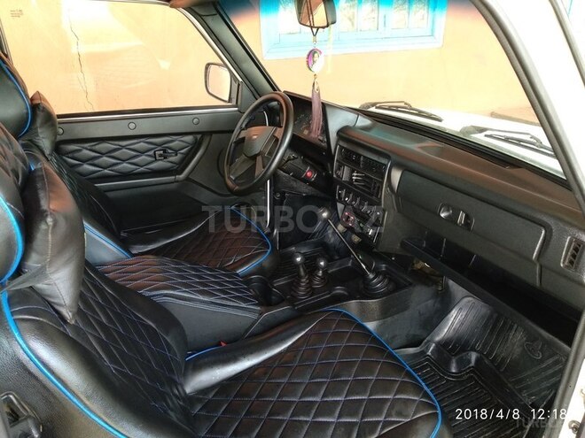 LADA (VAZ) Niva 2011, 88,000 km - 1.7 l - Lerik