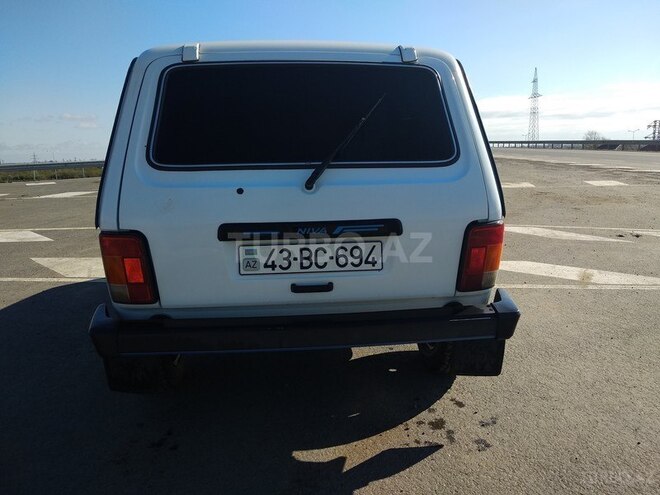 LADA (VAZ) Niva 2011, 88,000 km - 1.7 l - Lerik