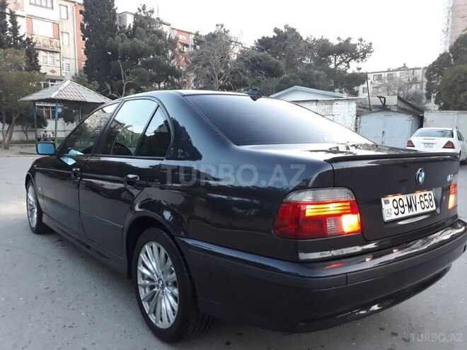 BMW 528 1999, 414,000 km - 2.8 l - Bakı