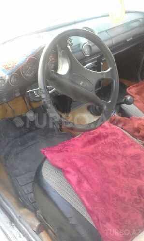 LADA (VAZ) 21011 1983, 368,000 km - 1.4 л - Bakı