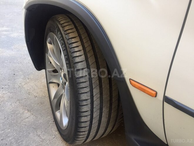 BMW X5 2003, 270,500 km - 4.4 л - Bakı