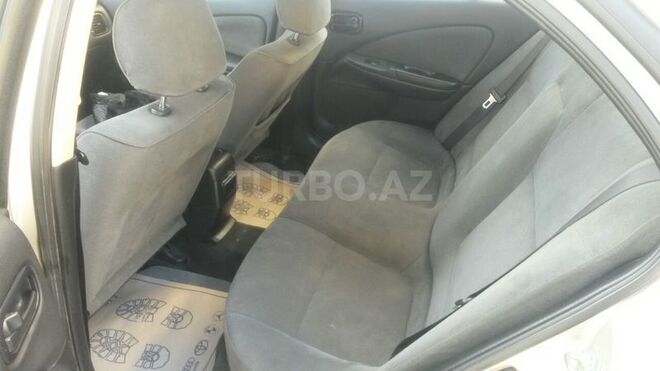 Nissan Sunny 2005, 171,000 km - 1.6 l - Bakı