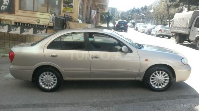Nissan Sunny 2005, 171,000 km - 1.6 l - Bakı