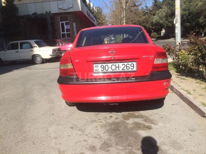 Opel Vectra 1996, 180,000 km - 1.8 l - Bakı