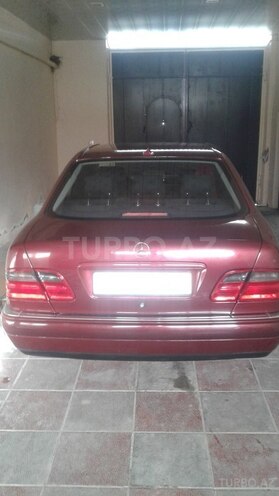 Mercedes E 200 1999, 1,111 km - 0.2 л - Gəncə