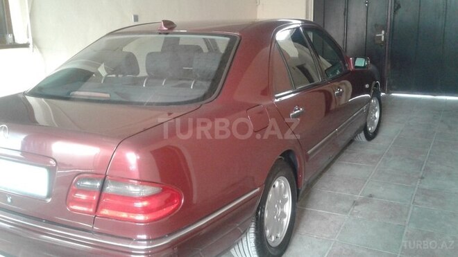 Mercedes E 200 1999, 1,111 km - 0.2 л - Gəncə