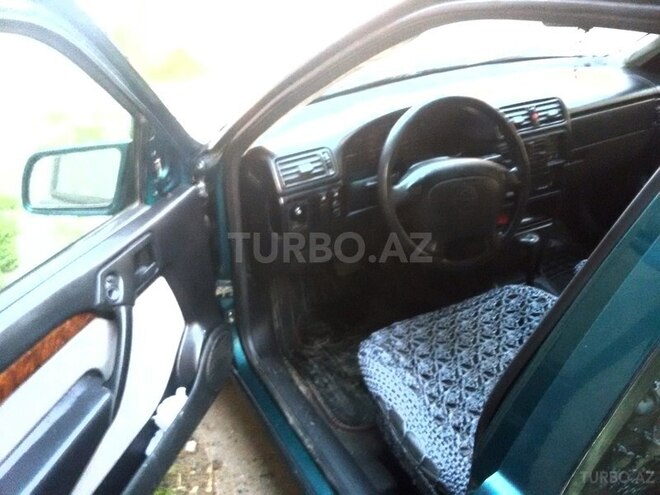 Opel Vectra 1995, 265,000 km - 2.0 л - Bakı