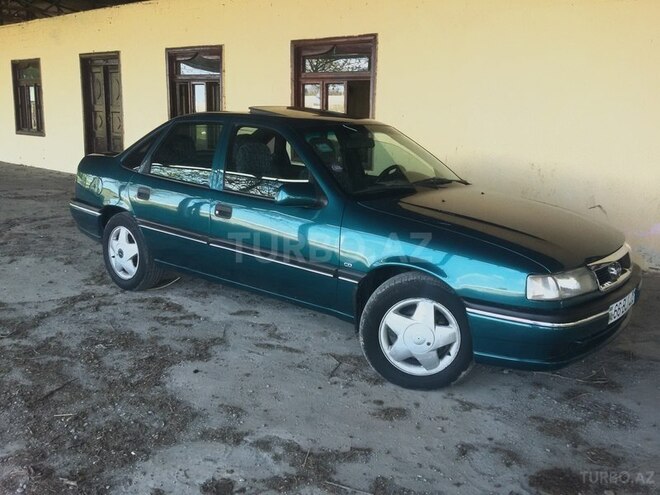Opel Vectra 1995, 265,000 km - 2.0 л - Bakı