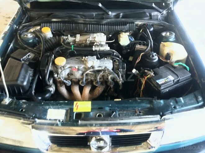 Opel Vectra 1995, 265,000 km - 2.0 л - Bakı