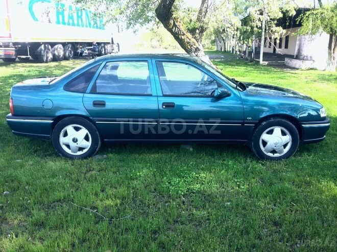 Opel Vectra 1995, 265,000 km - 2.0 л - Bakı