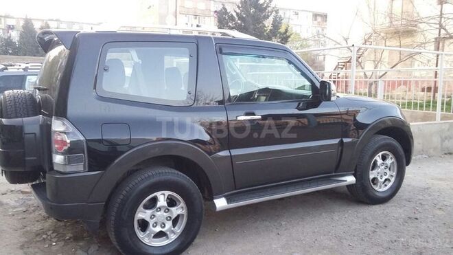 Mitsubishi Pajero 2006, 400,000 km - 3.0 l - Sumqayıt