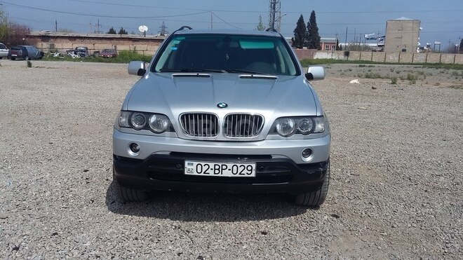 BMW X5 2001, 283,200 km - 4.4 l - Gəncə