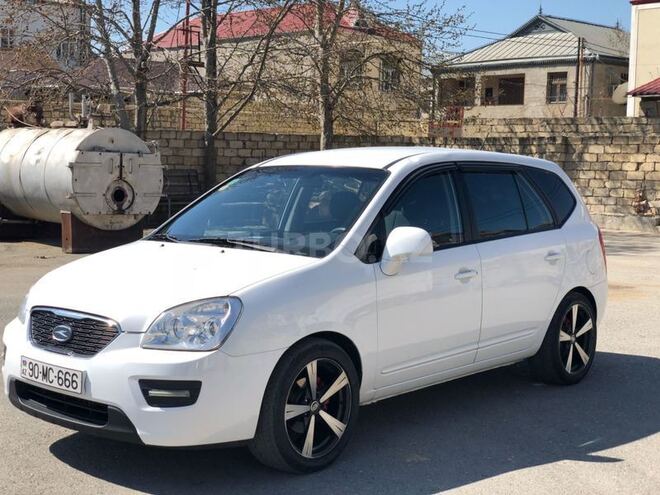 Kia Carens 2011, 125,000 km - 2.0 l - Bakı