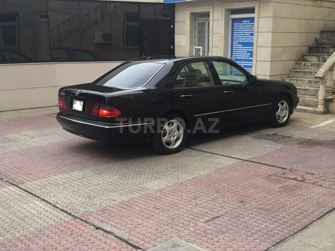 Mercedes E 320 2000, 286,000 km - 3.2 l - Sumqayıt