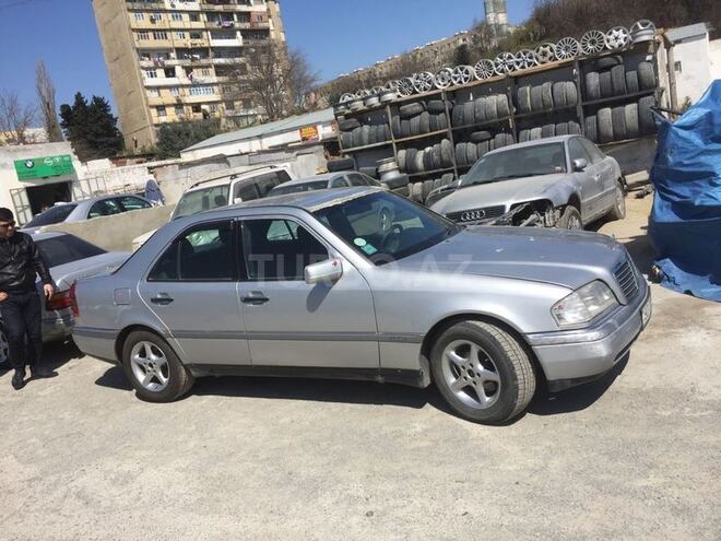 Mercedes C 220 1994, 275,785 km - 2.2 л - Bakı