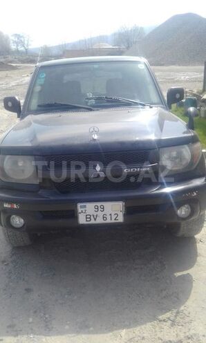 Mitsubishi Pajero io 2001, 359,000 km - 2.0 l - Bakı