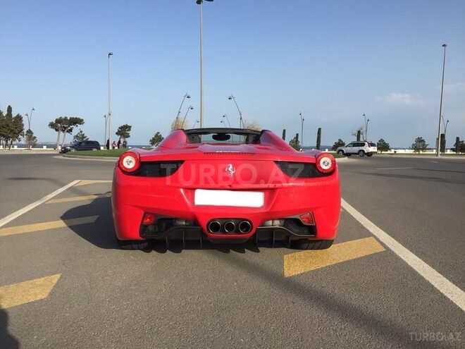 Ferrari  2014, 10,000 km - 4.5 l - Bakı