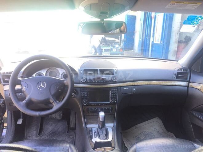 Mercedes E 350 2005, 249,500 km - 3.5 l - Bakı