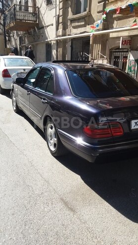 Mercedes E 240 1999, 562,000 km - 2.4 l - Bakı