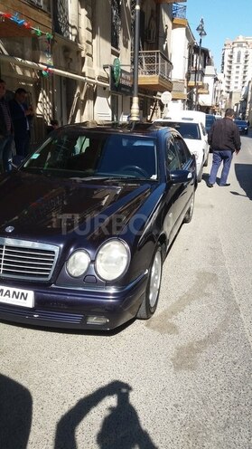 Mercedes E 240 1999, 562,000 km - 2.4 l - Bakı