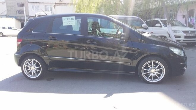 Mercedes B 180 2010, 74,800 km - 1.7 l - Bakı