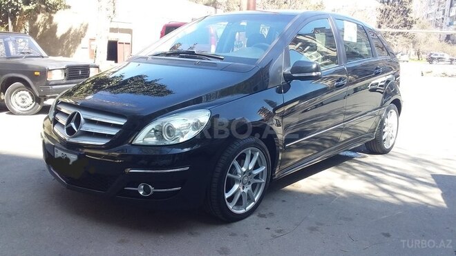 Mercedes B 180 2010, 74,800 km - 1.7 l - Bakı