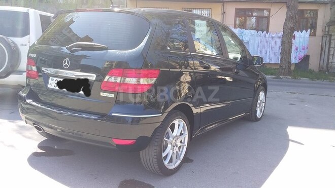 Mercedes B 180 2010, 74,800 km - 1.7 l - Bakı