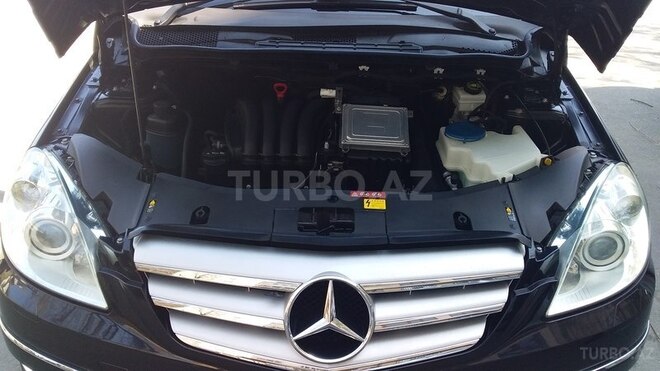 Mercedes B 180 2010, 74,800 km - 1.7 l - Bakı