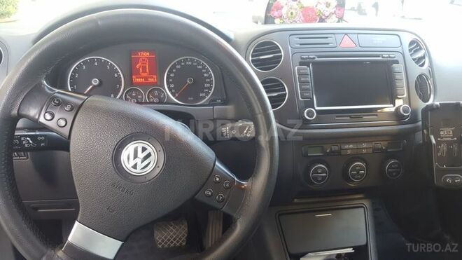 Volkswagen Tiguan 2009, 17,400 km - 2.0 l - Bakı