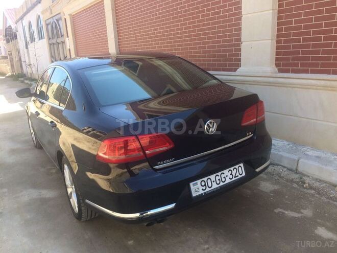 Volkswagen Passat 2011, 181,000 km - 0.2 л - Bakı