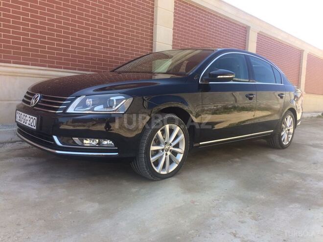 Volkswagen Passat 2011, 181,000 km - 0.2 л - Bakı
