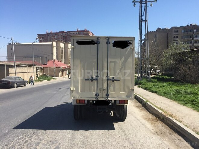 JMC  2010, 127,000 km - 2.8 l - Bakı
