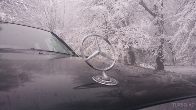 Mercedes E 200 1994, 267,000 km - 2.0 л - Qəbələ
