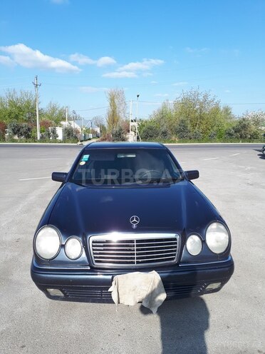 Mercedes E 220 1999, 500,328 km - 2.2 l - Bakı