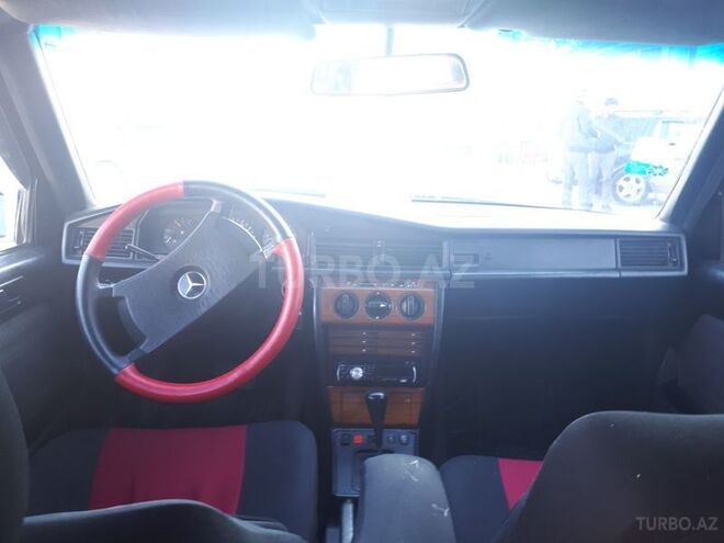 Mercedes 190 1992, 289,000 km - 2.0 л - Bakı