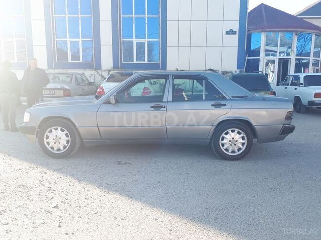Mercedes 190 1992, 289,000 km - 2.0 л - Bakı