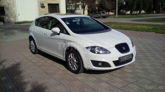 SEAT Leon 2012, 214,500 km - 1.6 л - Bakı