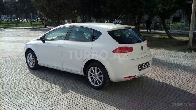 SEAT Leon 2012, 214,500 km - 1.6 л - Bakı