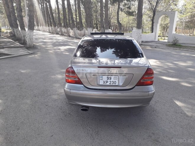Mercedes C 180 2003, 182,000 km - 1.8 l - Sumqayıt