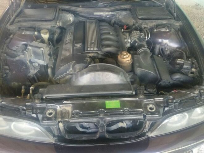 BMW 525 1998, 258,000 km - 2.5 l - Ağdam