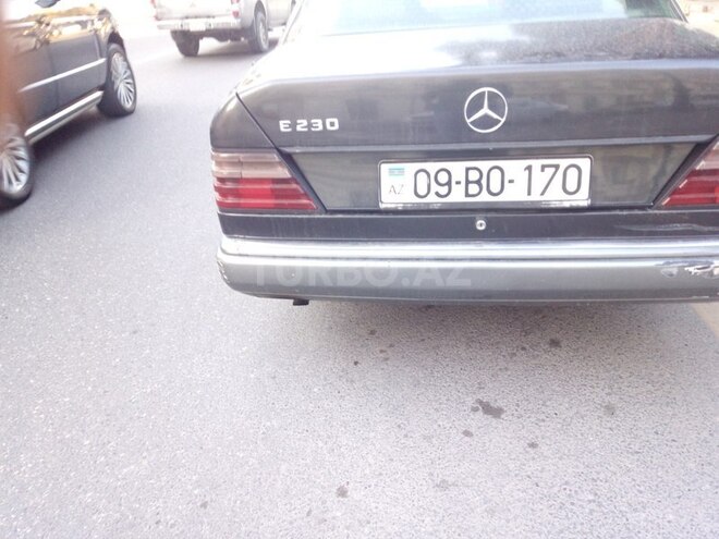 Mercedes E 230 1990, 250,000 km - 0.2 l - Bakı