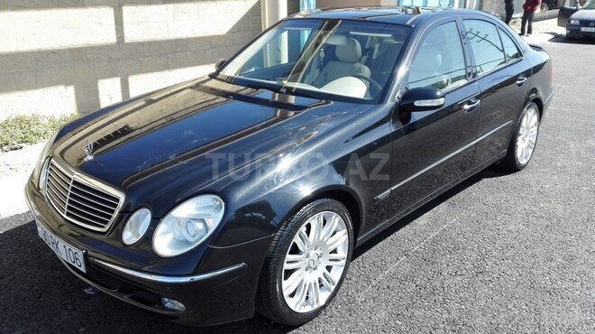 Mercedes E 240 2003, 300,000 km - 2.6 л - Bakı