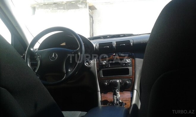 Mercedes C 200 2000, 280,000 km - 2.0 l - Bakı