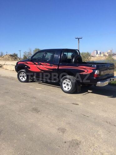 Mitsubishi L200 2005, 315,875 km - 2.5 l - Bakı