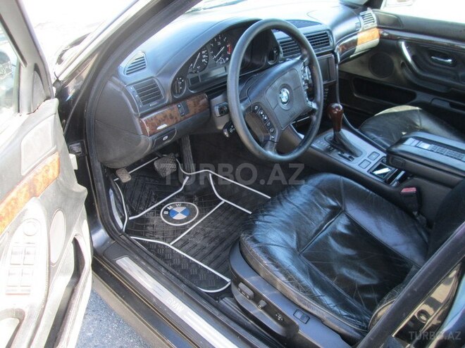 BMW 750 1996, 298,000 km - 5.4 l - Bakı