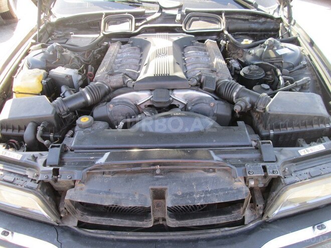 BMW 750 1996, 298,000 km - 5.4 l - Bakı